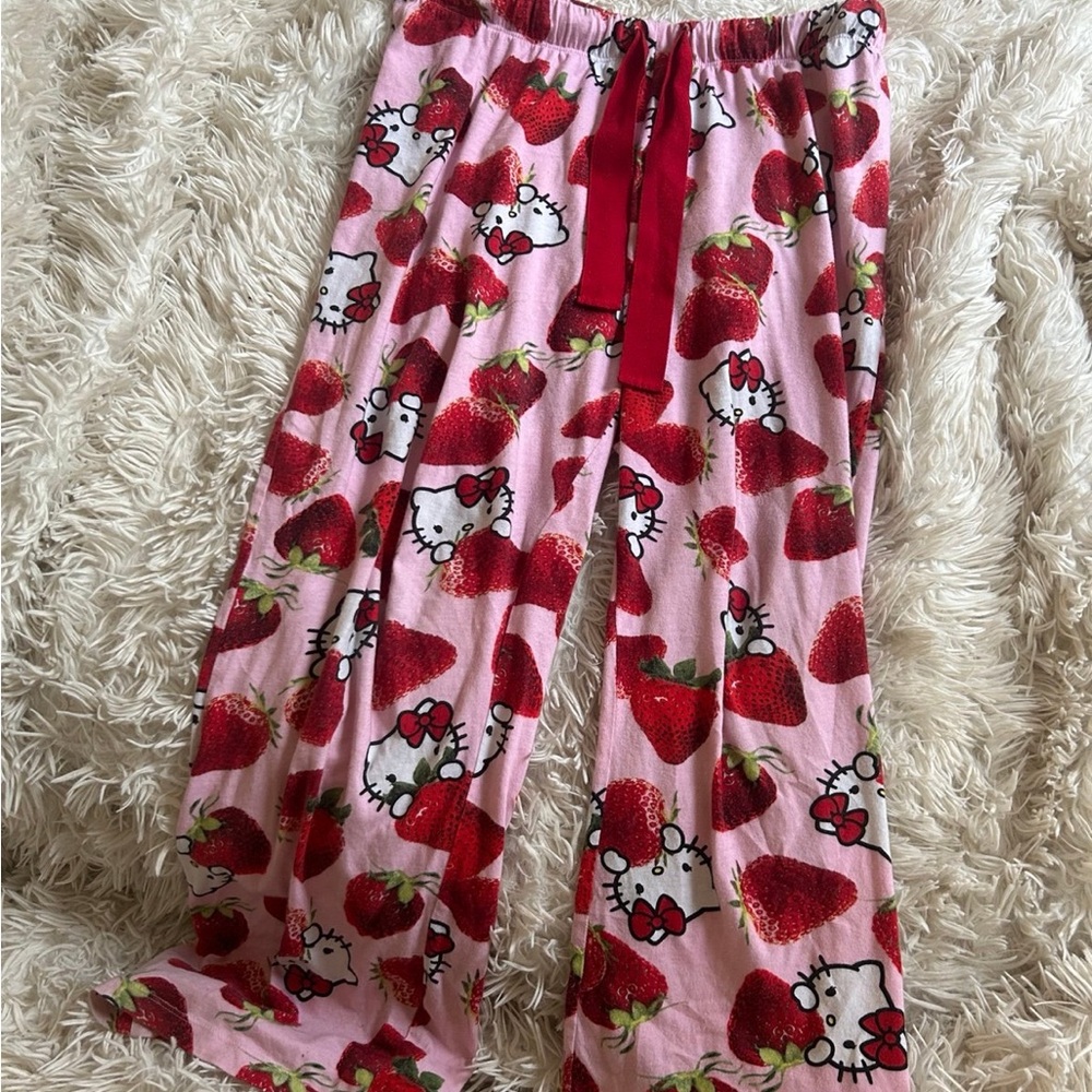 hello kitty strawberry rare pajama pants